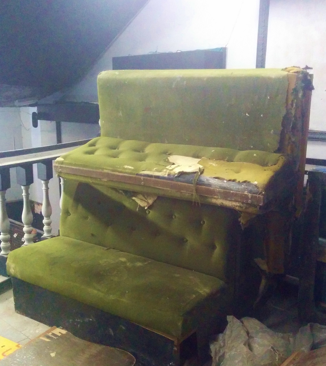 relic-palace-theatre-plymouth-seats-cushions-pile